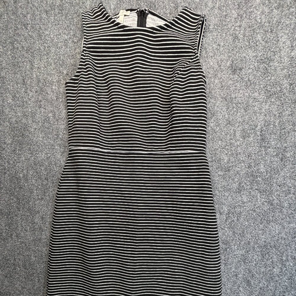 Talbots Petites 4P Black White Stripe Sheath Dress Sleeveless Back Zip 37”